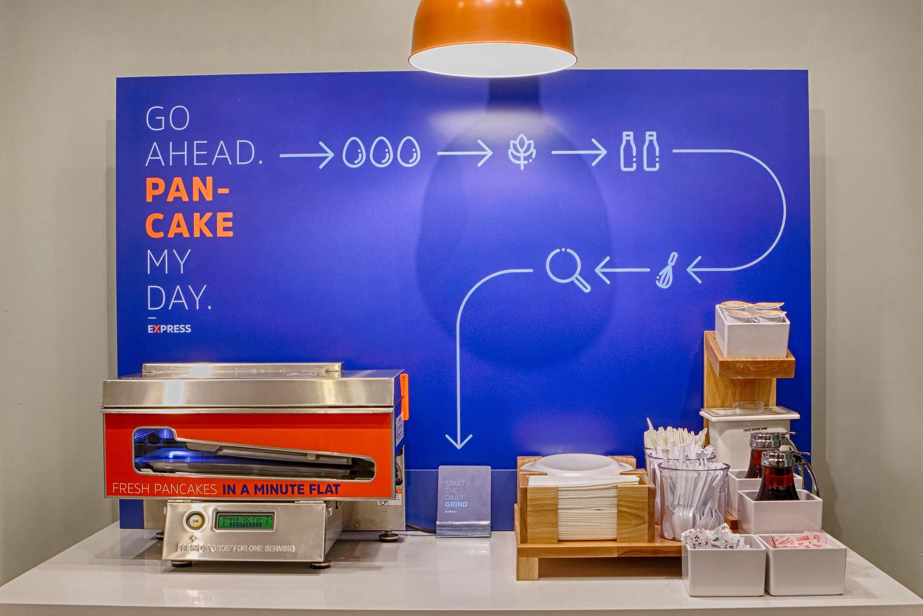 Holiday Inn Express Hotel & Suites Henderson - Traffic Star By Ihg Exteriör bild