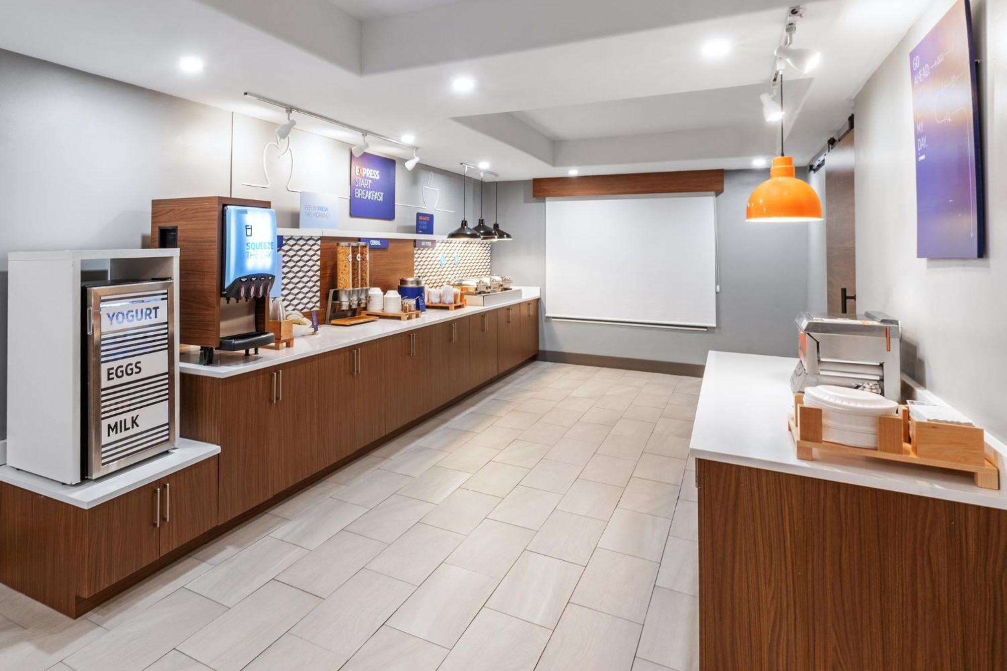 Holiday Inn Express Hotel & Suites Henderson - Traffic Star By Ihg Exteriör bild