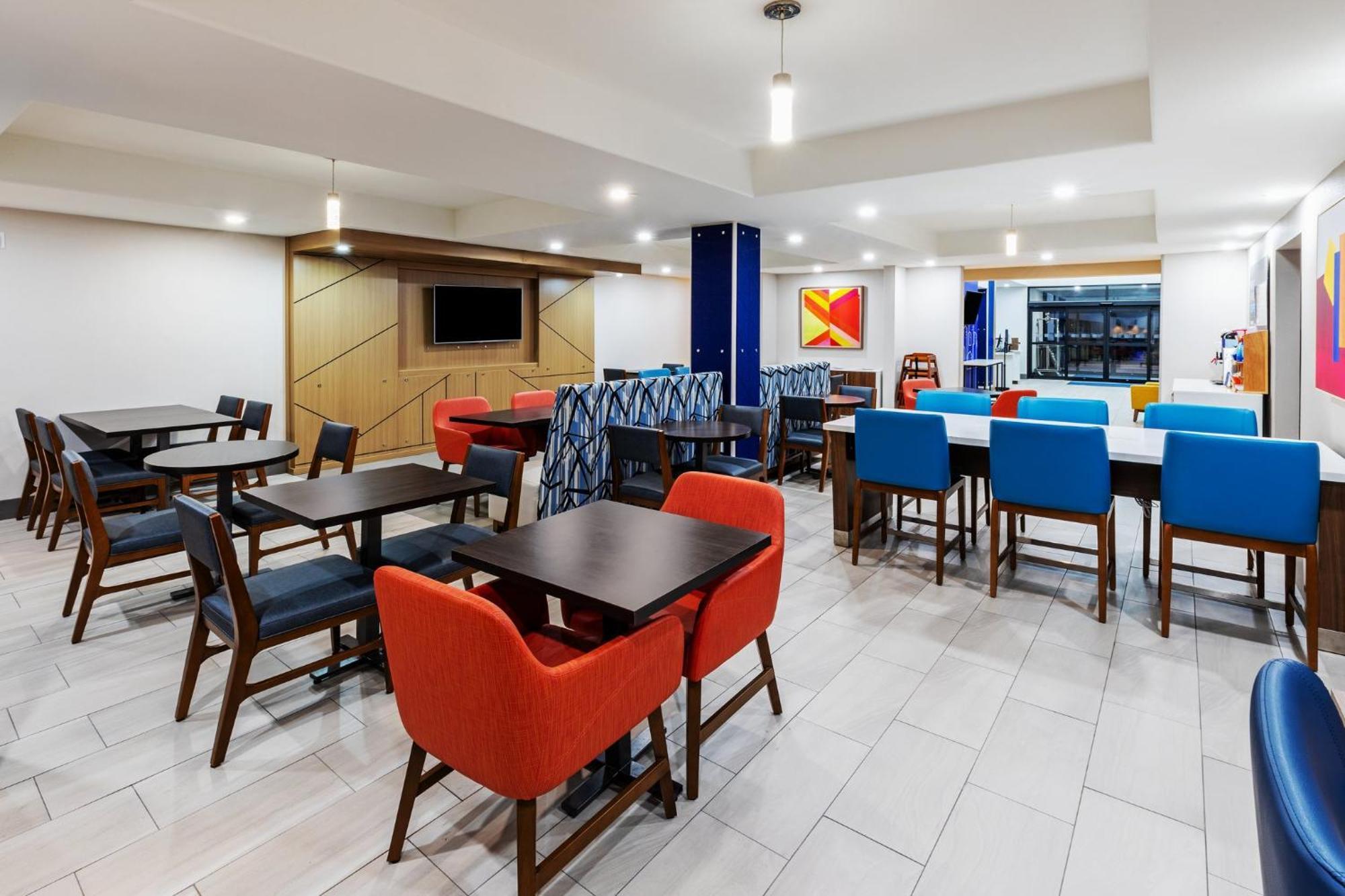 Holiday Inn Express Hotel & Suites Henderson - Traffic Star By Ihg Exteriör bild