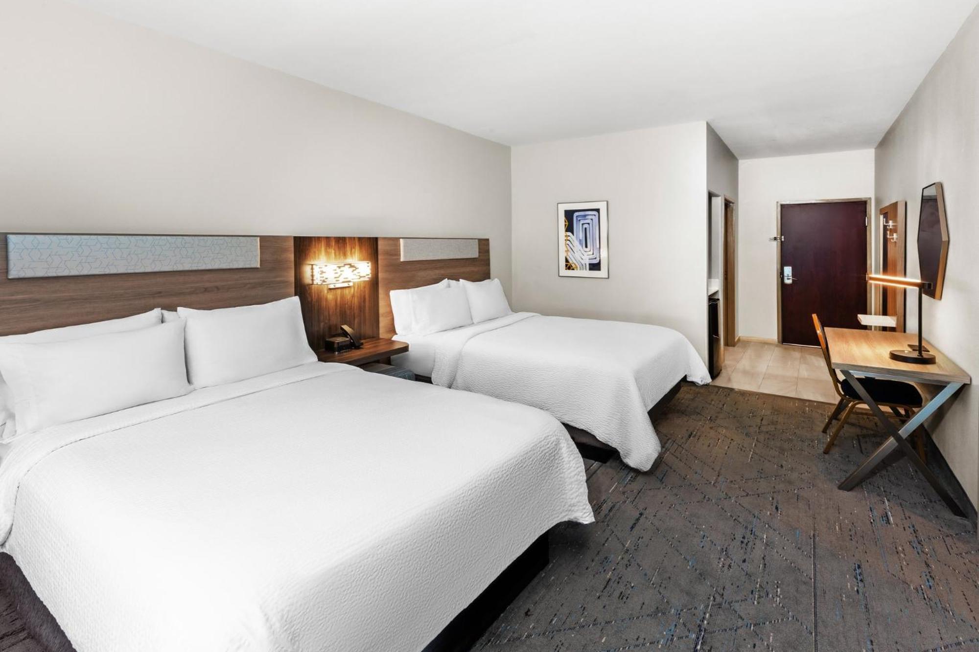 Holiday Inn Express Hotel & Suites Henderson - Traffic Star By Ihg Exteriör bild
